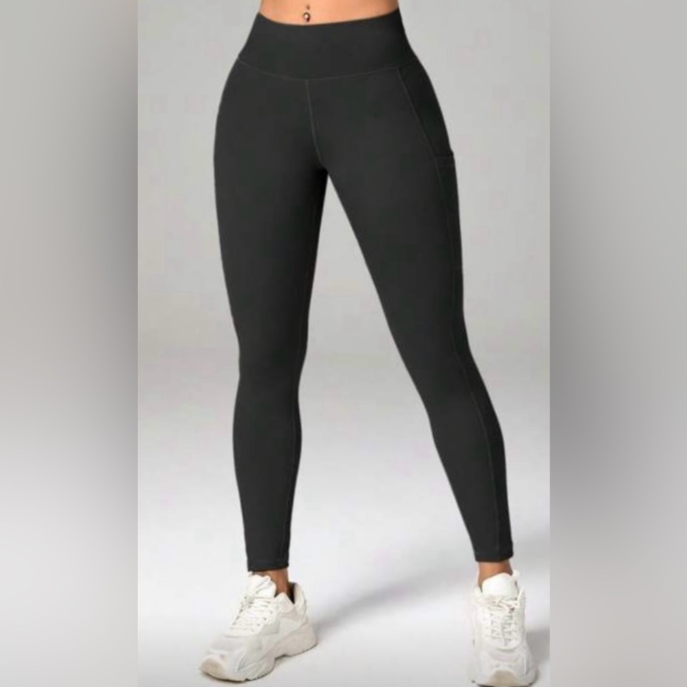 SHEIN Black Sport Athletic Full Length Leggings w/ Pockets - Small